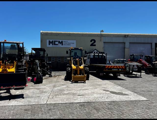 915M² WAREHOUSE TO LET IN AIRPORT INDUSTRIA